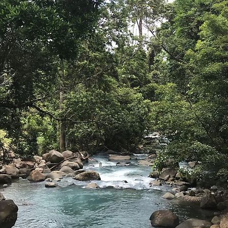 אפרטהוטל La Pina, Rio Celeste מראה חיצוני תמונה